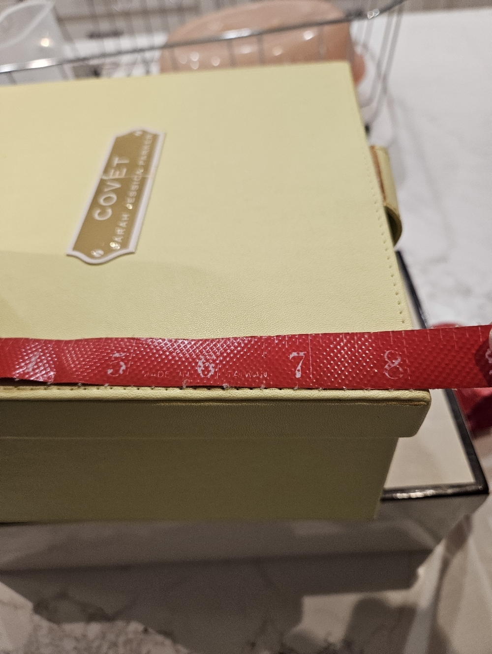 Box - Picture 6 of 10
